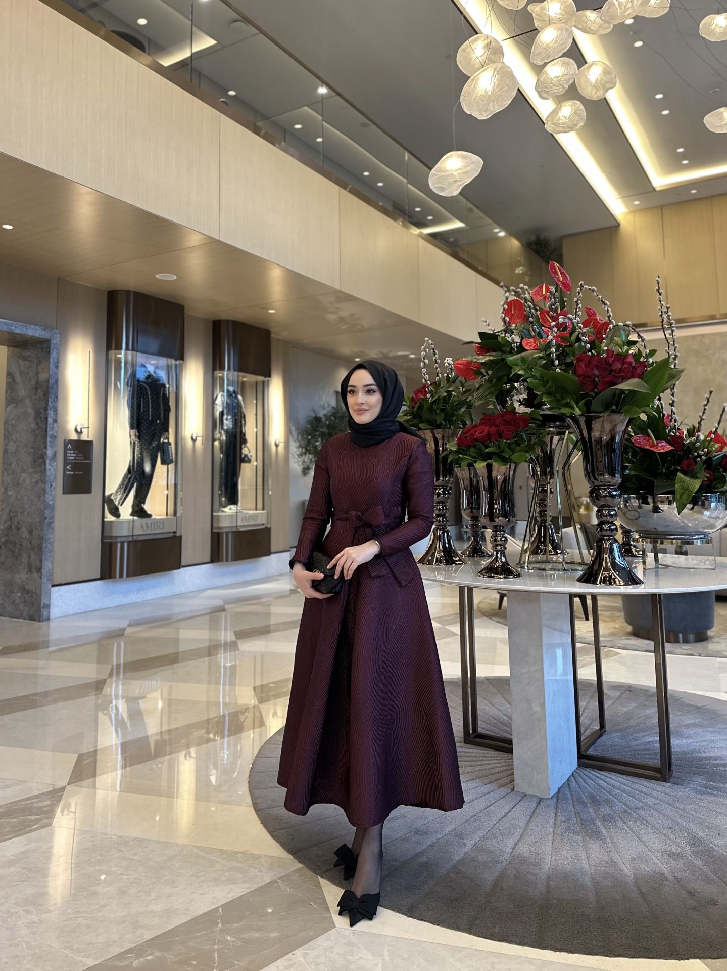 Mina Elbise