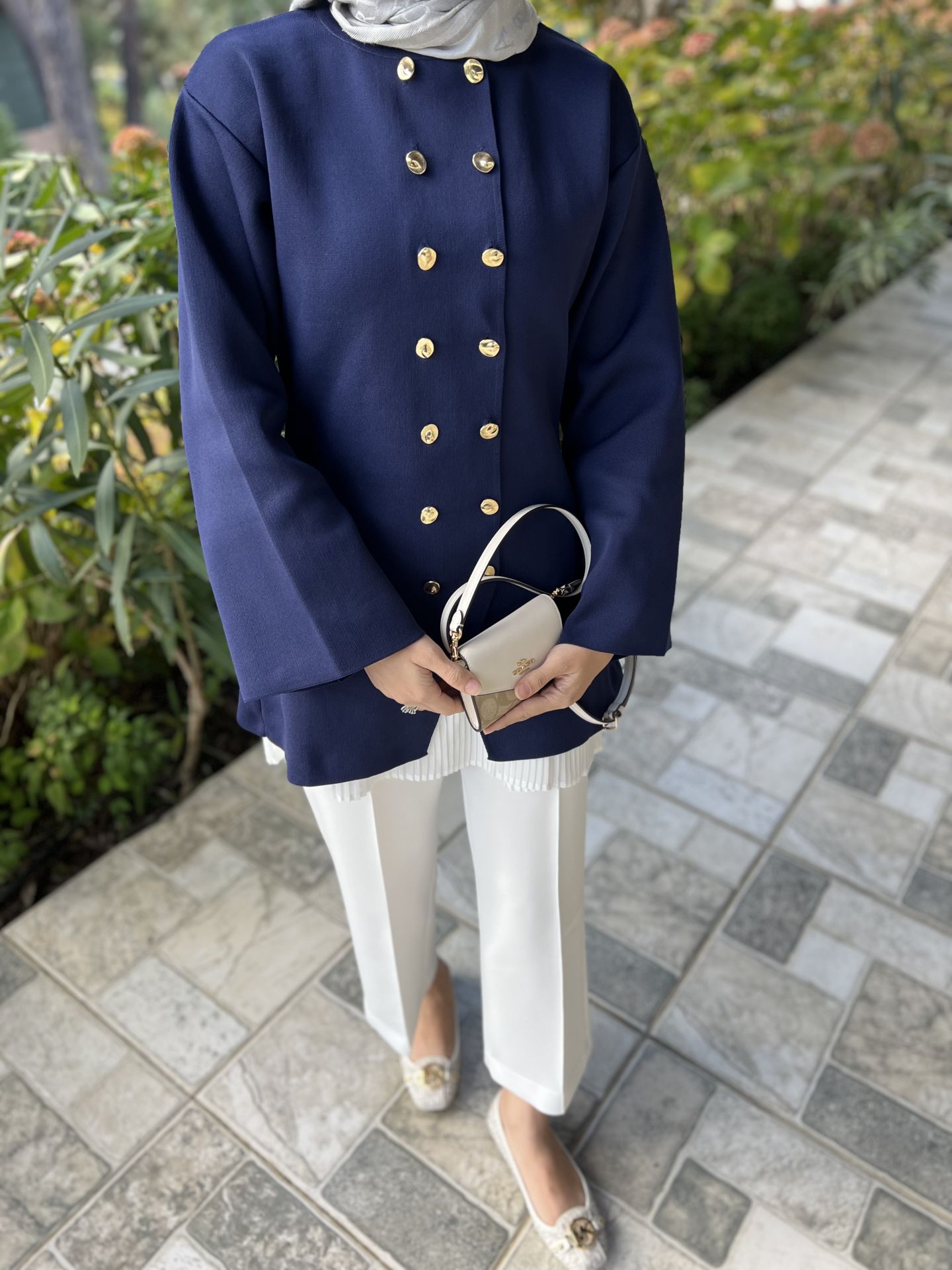 LADY HIRKA/CEKET
