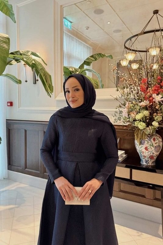 Mina Elbise Lacivert