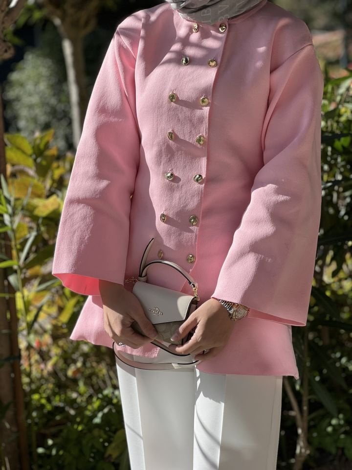 LADY HIRKA/ CEKET