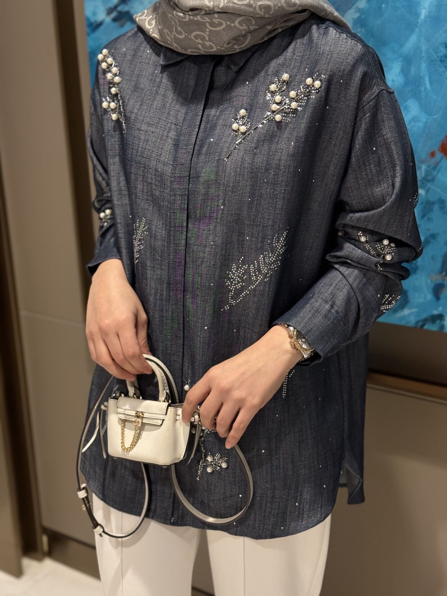 TAŞLI NAKIŞLI GÖMLEK