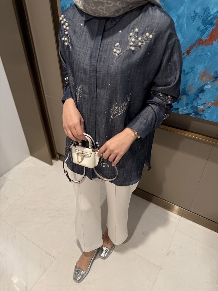 TAŞLI NAKIŞLI GÖMLEK