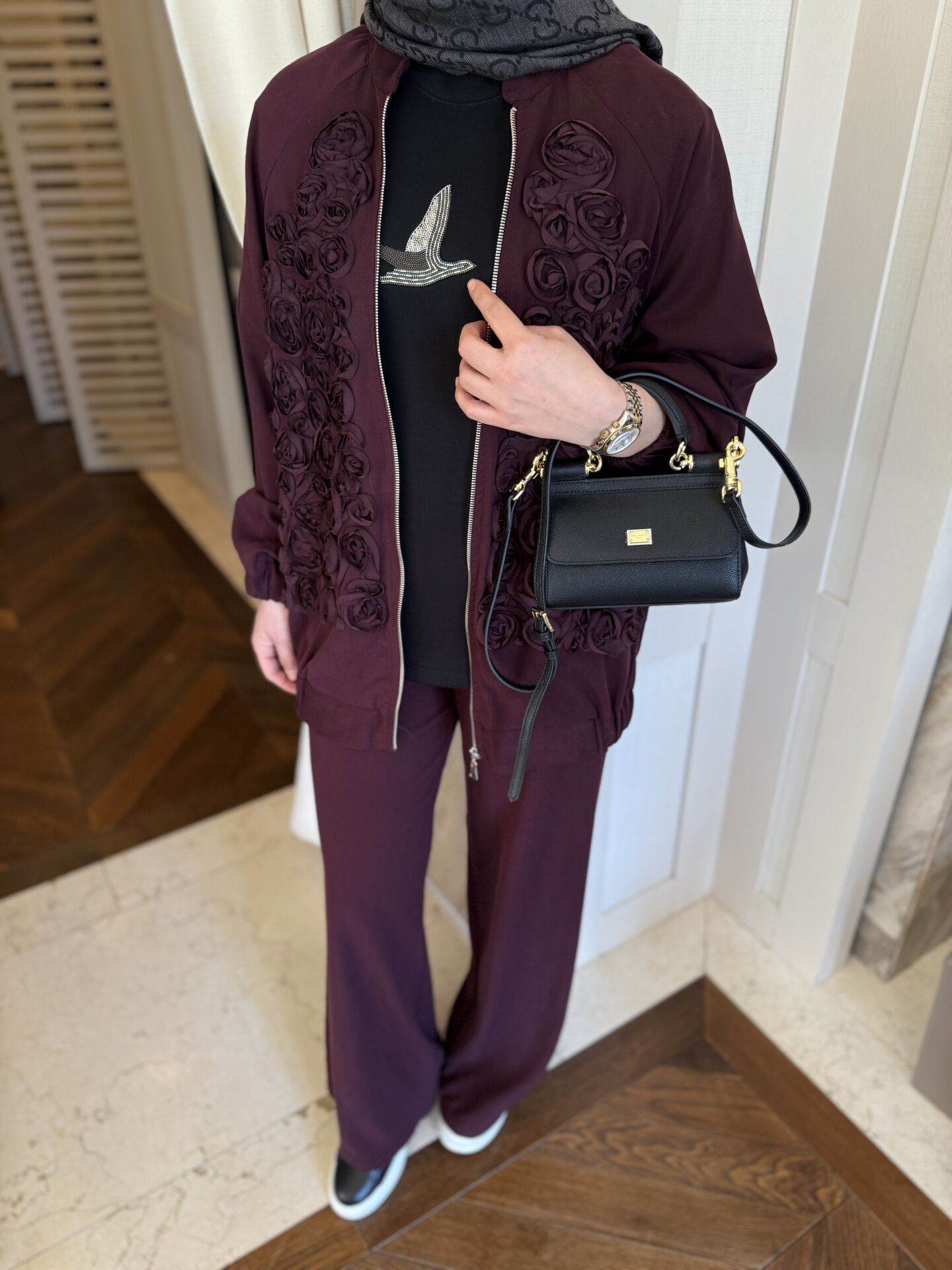 NELLA GÜLLÜ TAKIM -BORDO